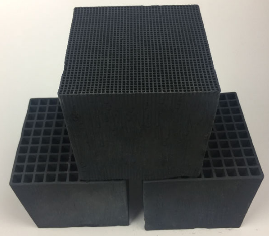 ��C����̿